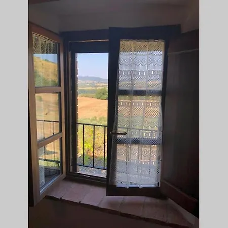 Casetta Tre Poderi Papaveri Monte Cucco